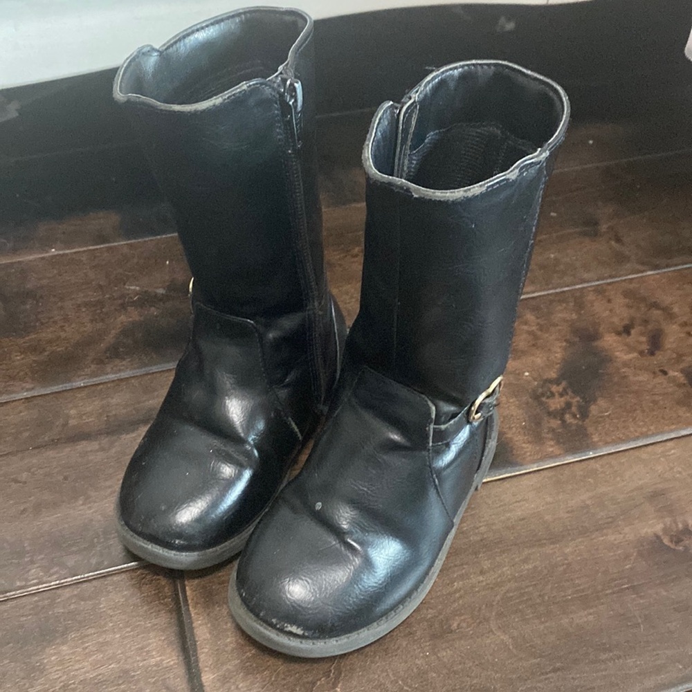 Childrens Place Black dress boots 8T